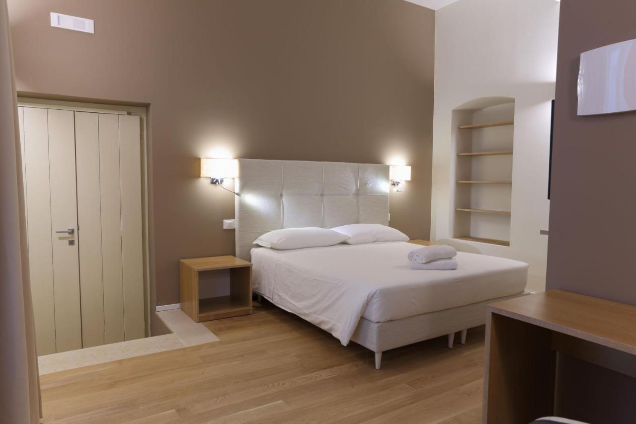 B&B Castanea Castellaneta Buitenkant foto