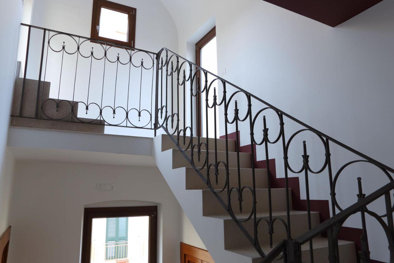 B&B Castanea Castellaneta Buitenkant foto